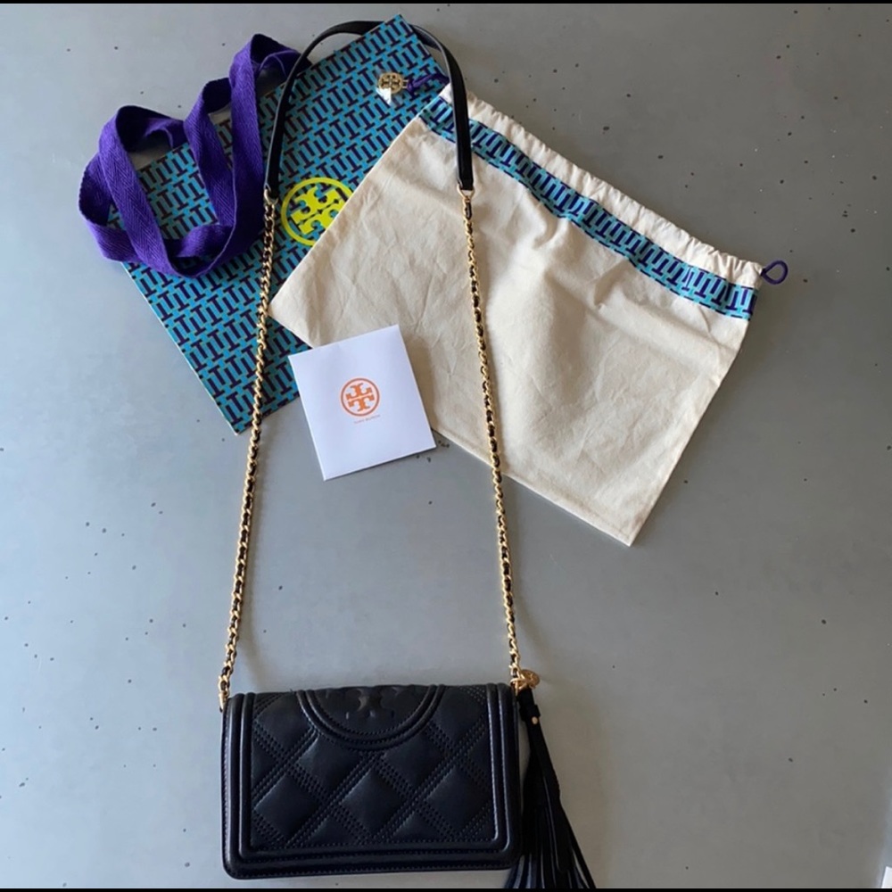 Tory Burch Fleming soft black wallet crossbody